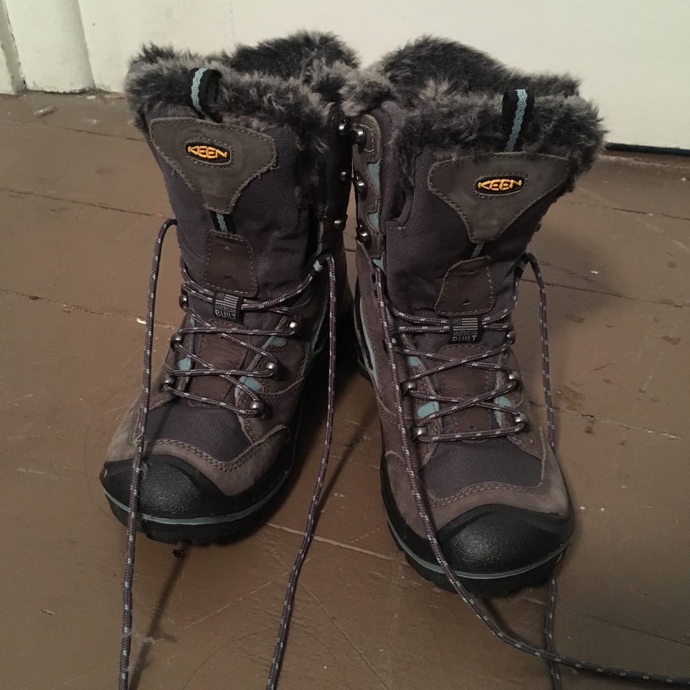 Keen winter snow boots